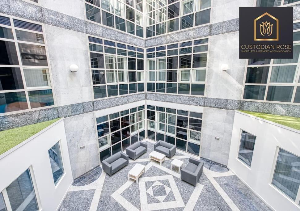 Two Bedroom - Central Peterborough - New Year Discount ภายนอก รูปภาพ