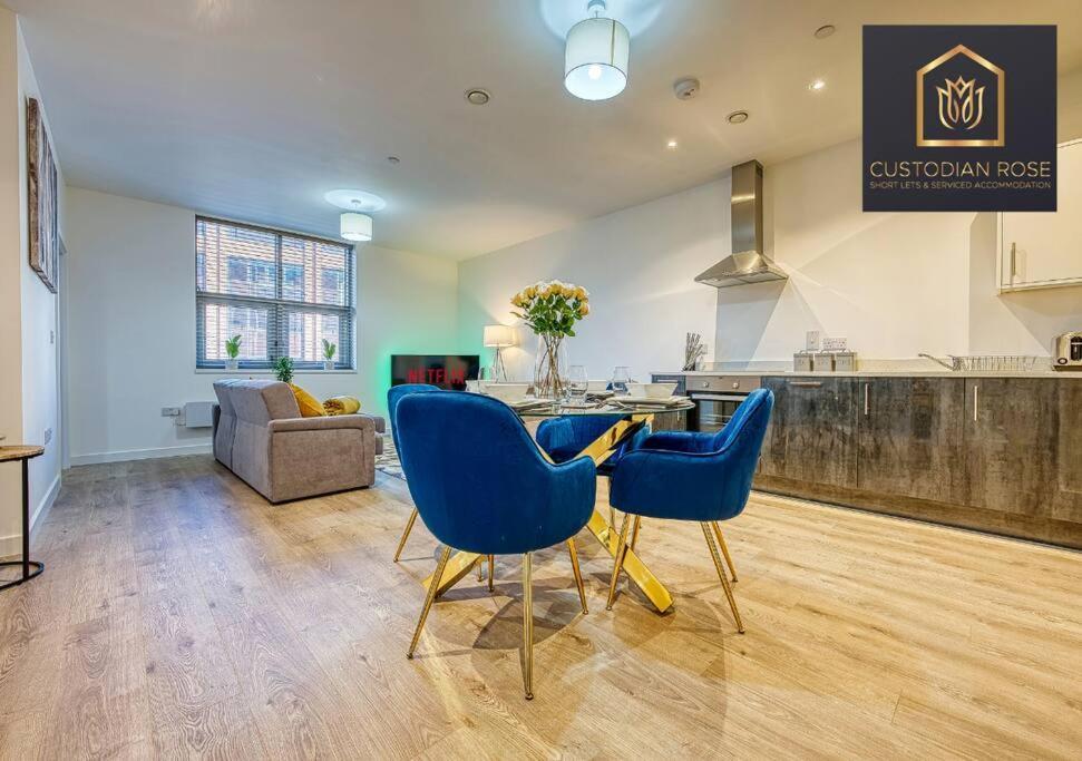 Two Bedroom - Central Peterborough - New Year Discount ภายนอก รูปภาพ