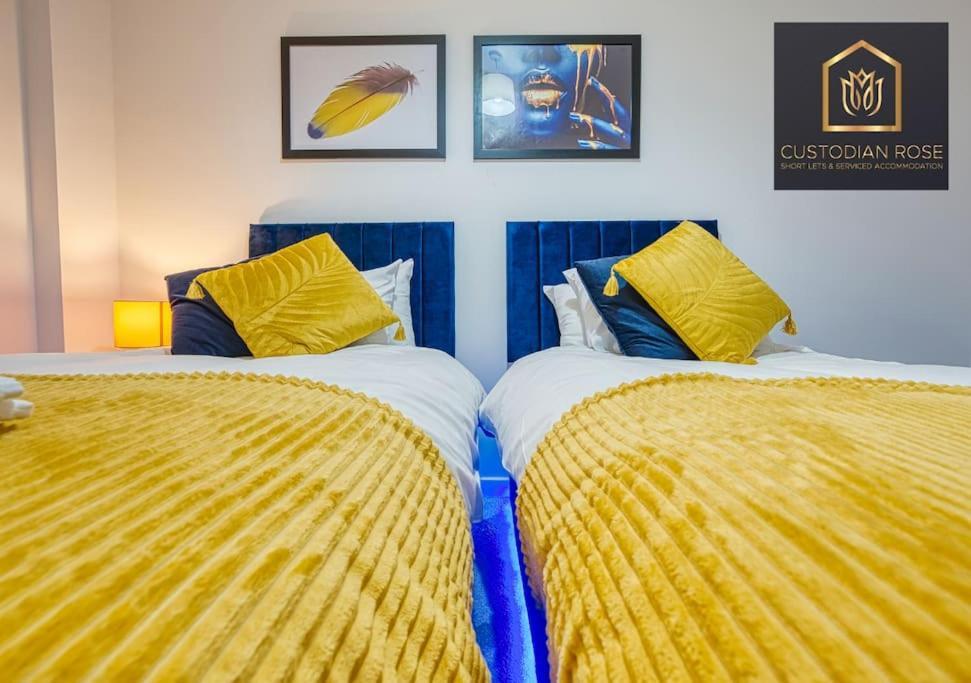 Two Bedroom - Central Peterborough - New Year Discount ภายนอก รูปภาพ